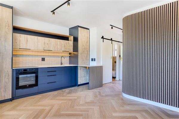 To Let 1 Bedroom Property for Rent in Gardens Western Cape